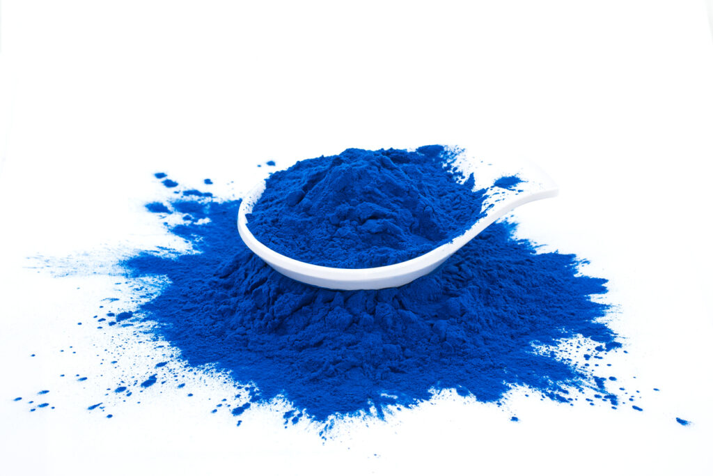 Blue Spirulina (Phycocyanin) Benefits: Nutrients, Science & Uses Explained